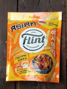 Сухарики пшеничні зі смаком " Гостре кімчі " з соусом "Солодкий чилі" ТМ Flint 60г(&plusmn;15г) фото