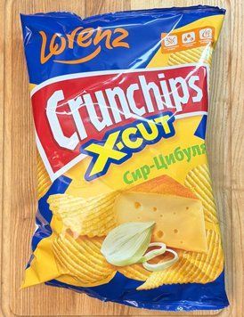 Чіпси Crunchips X-Cut Cheese & Onion 110 г рифлені картопляні чіпси  сир та цибуля фото