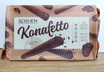 Вафельні трубоч. KONAFETTO з начинкою крем-какао  ВКФ 140 г РОШЕН