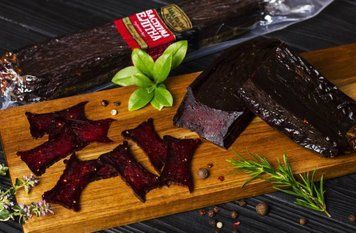 Бастурма Елітна с\к в\с (прес) (вакуум) ТМ Світ М'яса 220г(+-20г) фото